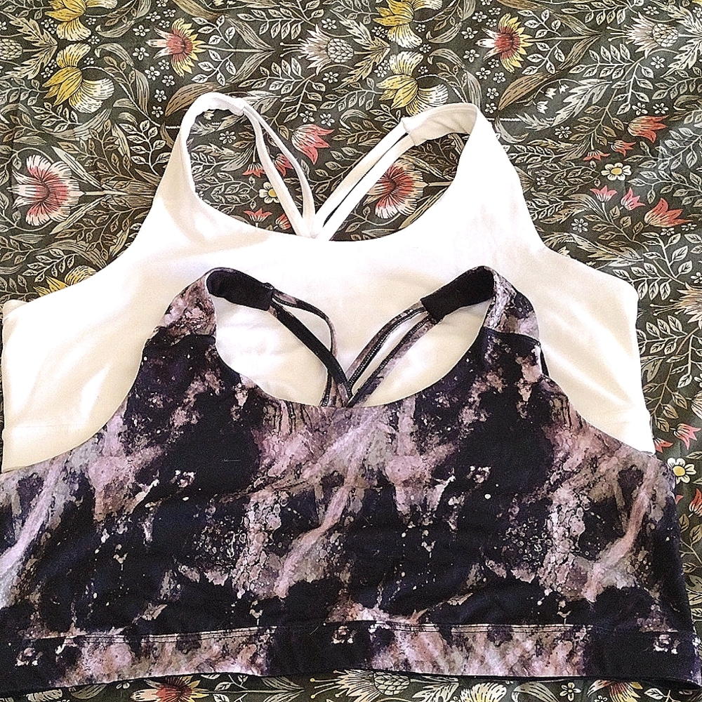 Last Call!  Old Navy Active Power press Lot of 2 3x sports bras